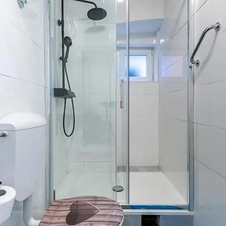 Romana Guest house