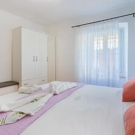 Gostinjska kuća Romana Cres