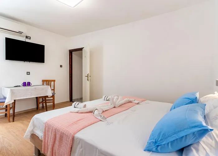 Romana Vendégház Cres